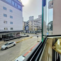 Apartamento com 42m², 1 quarto, 1 garagem, no bairro Canasvieiras em Florianópolis