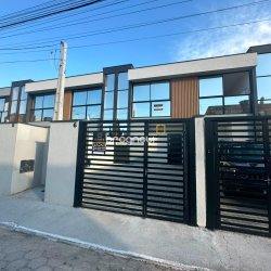 Casa com 80m², 2 quartos (sendo 2 suítes), 1 garagem, no bairro Ingleses em Florianópolis