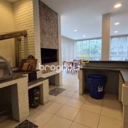 Apartamento com 117m², 2 quartos (sendo 2 suítes), 2 garagens, no bairro Jurerê em Florianópolis