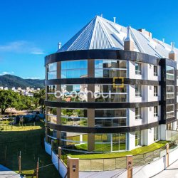 Apartamento com 105m², 3 quartos (sendo 3 suítes), 1 garagem, no bairro Ingleses em Florianópolis