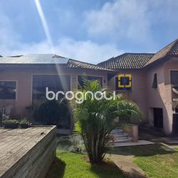Casa com 200m², 4 quartos (sendo 1 suíte), 2 garagens, no bairro Ingleses em Florianópolis