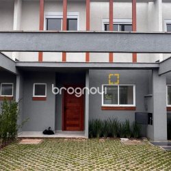 Casa de Condomínio com 86m², 3 quartos (sendo 1 suíte), 2 garagens, no bairro Morro das Pedras em Florianópolis