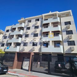 Apartamento com 41m², 1 quarto, 1 garagem, no bairro Canasvieiras em Florianópolis