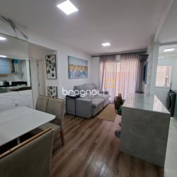 Apartamento com 68m², 2 quartos (sendo 1 suíte), 1 garagem, no bairro Centro em Florianópolis