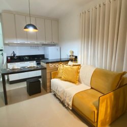 Apartamento com 28m², 1 quarto, 1 garagem, no bairro Centro em Florianópolis