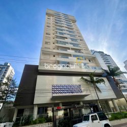 Apartamento com 127m², 3 quartos (sendo 3 suítes), 2 garagens, no bairro Kobrasol em São José