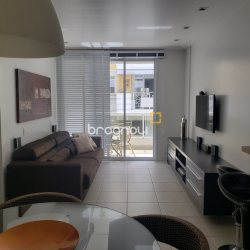 Apartamento com 76m², 2 quartos (sendo 1 suíte), 1 garagem, no bairro Jurerê Internacional em Florianópolis