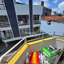 Apartamento com 40m², 1 quarto, 1 garagem, no bairro Canasvieiras em Florianópolis
