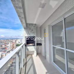 Apartamento com 66m², 2 quartos (sendo 1 suíte), 1 garagem, no bairro Kobrasol em São José