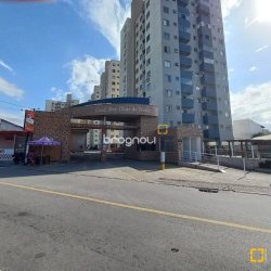 Apartamento com 59m², 2 quartos, 1 garagem, no bairro Areias em São José
