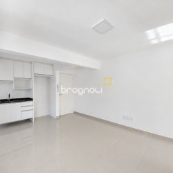 Apartamento com 43m², 2 quartos, 1 garagem, no bairro Estreito em Florianópolis