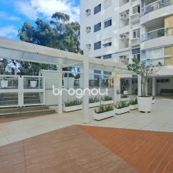Apartamento com 79m², 2 quartos (sendo 1 suíte), 1 garagem, no bairro Itacorubi em Florianópolis