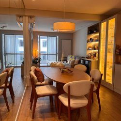 Apartamento com 155m², 4 quartos (sendo 4 suítes), 3 garagens, no bairro Campinas em São José
