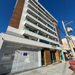 Apartamento com 42m², 1 quarto, 1 garagem, no bairro Coloninha em Florianópolis