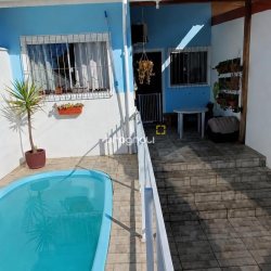 Casa com 49m², 2 quartos, 1 garagem, no bairro Bela Vista em Palhoça