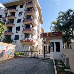 Apartamento com 111m², 3 quartos (sendo 1 suíte), 1 garagem, no bairro Trindade em Florianópolis