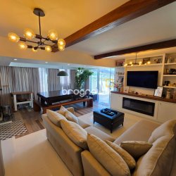 Cobertura com 223m², 5 quartos (sendo 1 suíte), 2 garagens, no bairro Trindade em Florianópolis