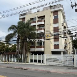 Apartamento com 65m², 2 quartos, 1 garagem, no bairro Trindade em Florianópolis