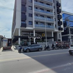 Apartamento com 69m², 2 quartos (sendo 1 suíte), 1 garagem, no bairro Monte Verde em Florianópolis
