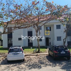 Apartamento com 59m², 2 quartos, 1 garagem, no bairro Canasvieiras em Florianópolis