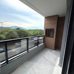 Apartamento com 62m², 2 quartos (sendo 1 suíte), 1 garagem, no bairro Santinho em Florianópolis