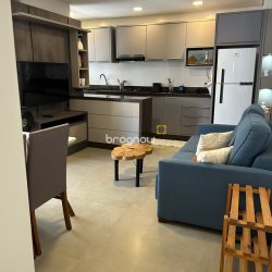 Apartamento com 69m², 2 quartos (sendo 1 suíte), 2 garagens, no bairro Ingleses em Florianópolis