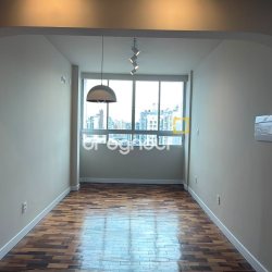 Apartamento com 60m², 2 quartos, no bairro Centro em Florianópolis