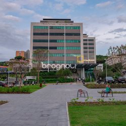 Sala com 167m², 2 garagens, no bairro João Paulo em Florianópolis