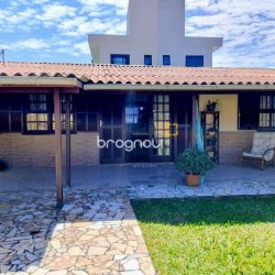 Casa com 109m², 2 quartos (sendo 1 suíte), no bairro Rio Vermelho em Florianópolis