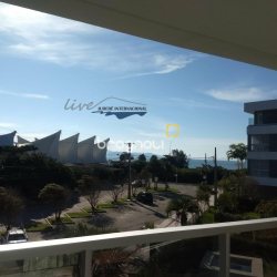 Apartamento com 171m², 3 quartos (sendo 3 suítes), 2 garagens, no bairro Jurerê Internacional em Florianópolis