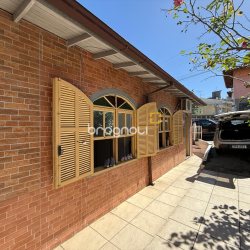 Casa com 83m², 2 quartos, 2 garagens, no bairro Saco dos Limões em Florianópolis