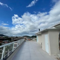 Apartamentos com 190m², 3 quartos, 1 suíte, 2 garagens, no bairro Ingleses em Florianópolis