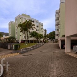 Apartamentos com 125m², 3 quartos, 1 suíte, 1 garagem, no bairro Córrego Grande em Florianópolis