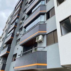 Apartamentos com 93m², 3 quartos, 1 suíte, 1 garagem, no bairro Barreiros em São José