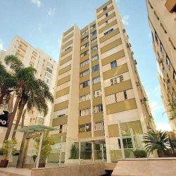 Apartamentos com 78m², 2 quartos, 1 garagem, no bairro Centro em Florianópolis