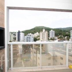 Apartamentos com 76m², 2 quartos, 1 suíte, 1 garagem, no bairro Itacorubi em Florianópolis