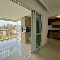 Apartamentos com 99m², 3 quartos, 1 suíte, 2 garagens, no bairro Itacorubi em Florianópolis