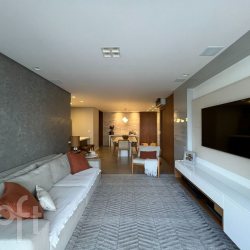 Apartamentos com 121m², 3 quartos, 1 suíte, 2 garagens, no bairro Agronômica em Florianópolis
