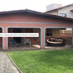 Casa Residencial com 150m², 4 quartos, 2 garagens, no bairro Santinho em Florianópolis