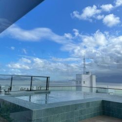 Apartamentos com 37m², 1 quarto, 1 garagem, no bairro Coqueiros em Florianópolis