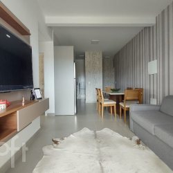 Apartamentos com 70m², 2 quartos, 1 suíte, 1 garagem, no bairro Pinheira em Palhoça