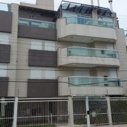Apartamentos com 11724m², 3 quartos, 1 suíte, 1 garagem, no bairro Canasvieiras em Florianópolis