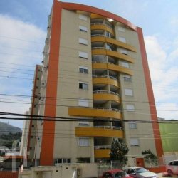 Apartamentos com 817m², 2 quartos, 1 suíte, 1 garagem, no bairro Trindade em Florianópolis