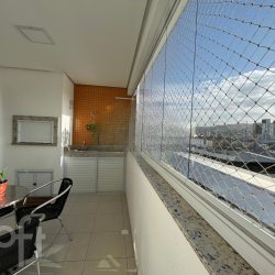 Apartamentos com 9354m², 3 quartos, 1 suíte, 1 garagem, no bairro Barreiros em São José