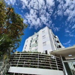 Apartamentos com 177m², 6 quartos, 2 suítes, 4 garagens, no bairro Trindade em Florianópolis