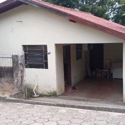 Casa Residencial com 140m², 3 quartos, 1 garagem, no bairro Tapera da Base em Florianópolis