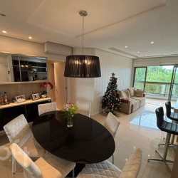 Apartamentos com 95m², 2 quartos, 1 suíte, 1 garagem, no bairro João Paulo em Florianópolis