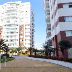 Apartamentos com 1063m², 3 quartos, 2 suítes, 2 garagens, no bairro Barreiros em São José