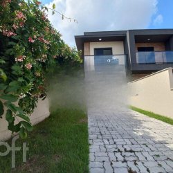 Casa Residencial com 88m², 2 quartos, 2 suítes, no bairro São João do Rio Vermelho em Florianópolis