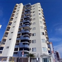 Apartamentos com 11125m², 3 quartos, 1 suíte, 1 garagem, no bairro Kobrasol em São José